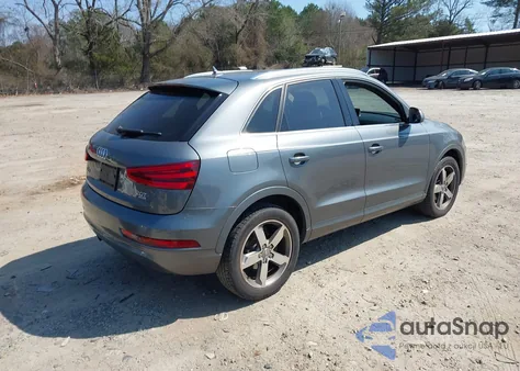 2015 Audi Q3 2.0T Premium Plus z USA, uszkodzony, nr VIN WA1EFCFS7FR008321